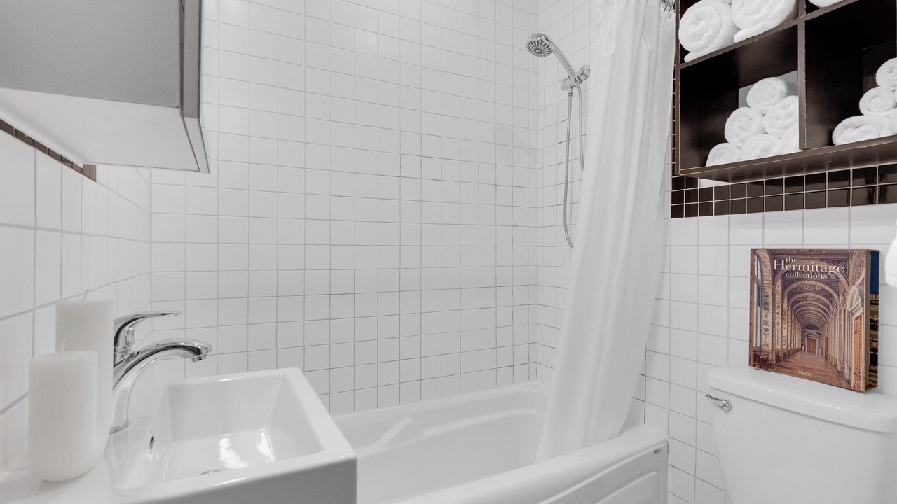 Photo of Bathroom in Plateau Mont Royal
