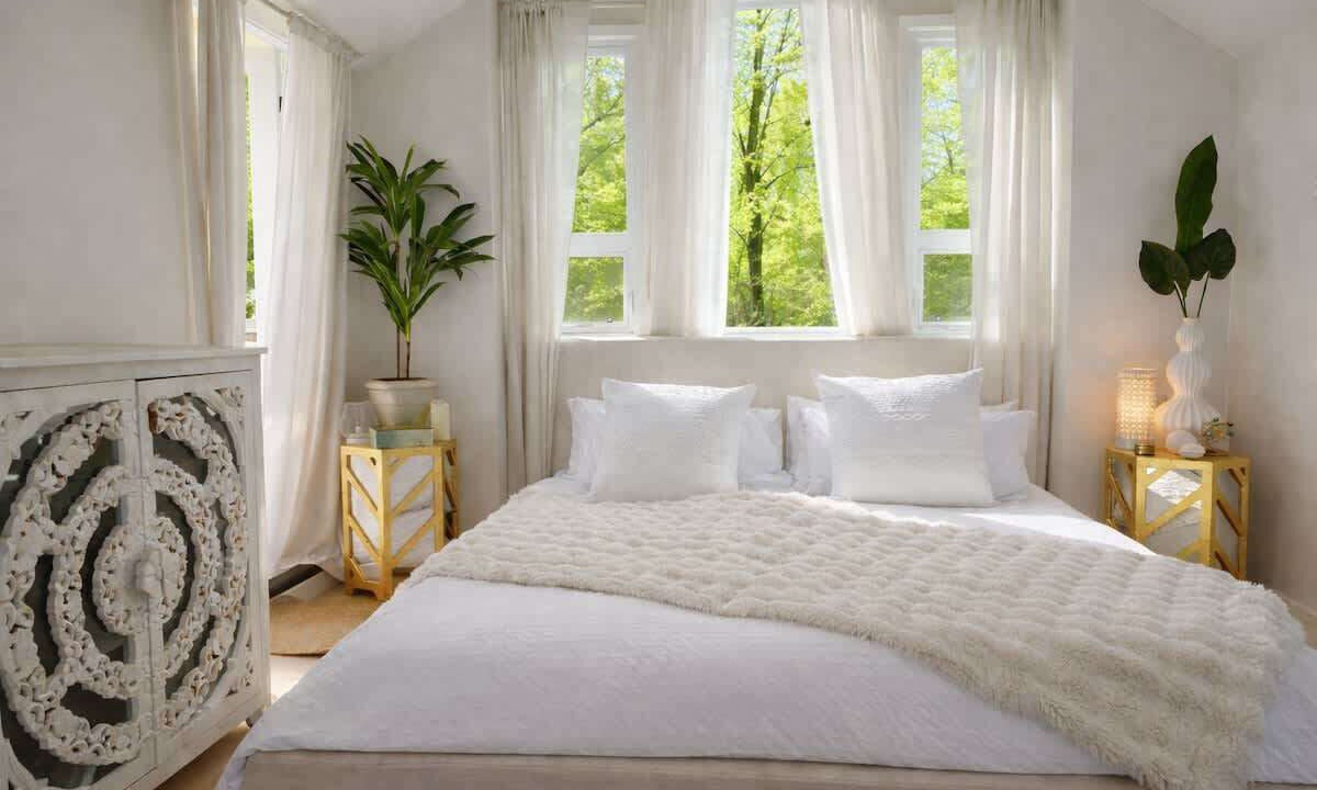 Photo of Bedroom in Kitsilano