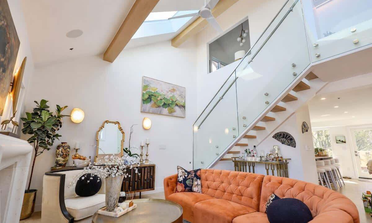 Photo of Livingroom in Kitsilano