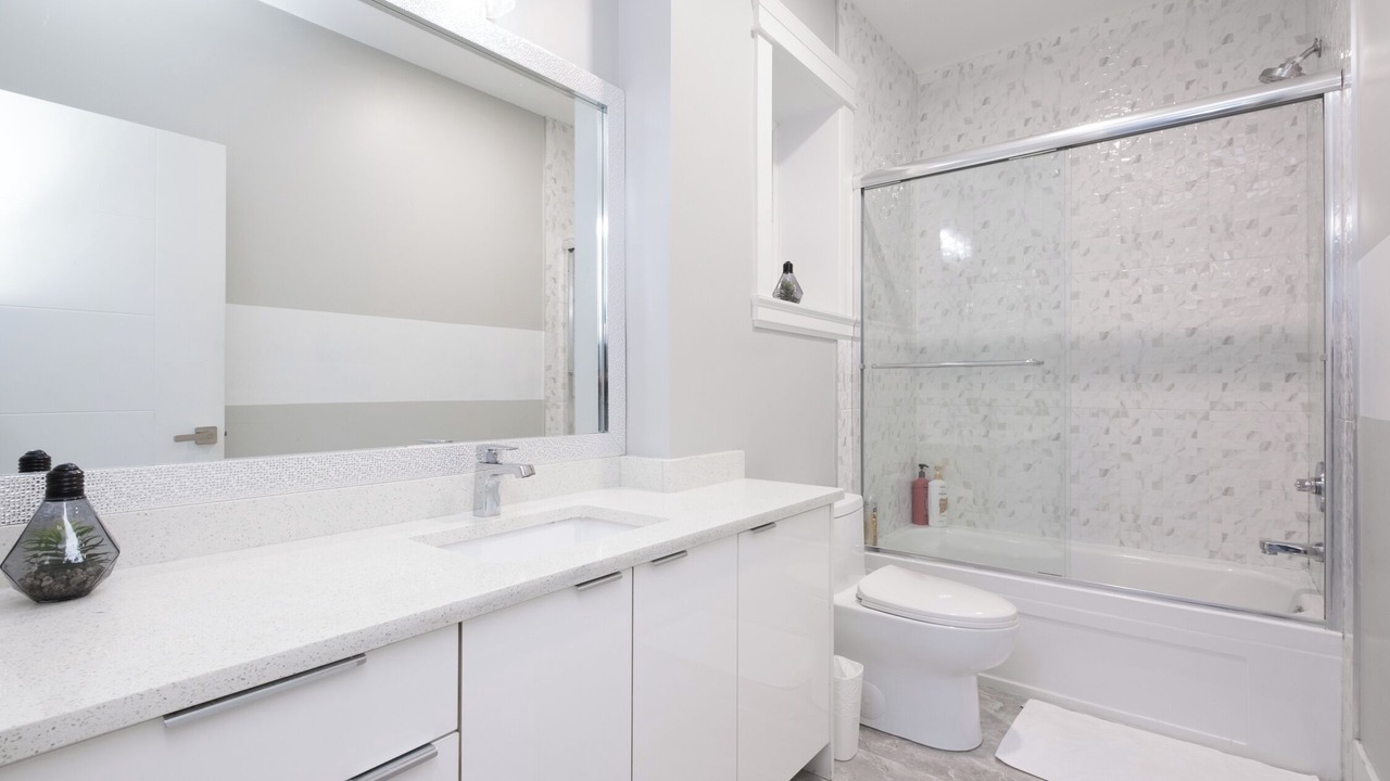 Photo of Bathroom in Delta