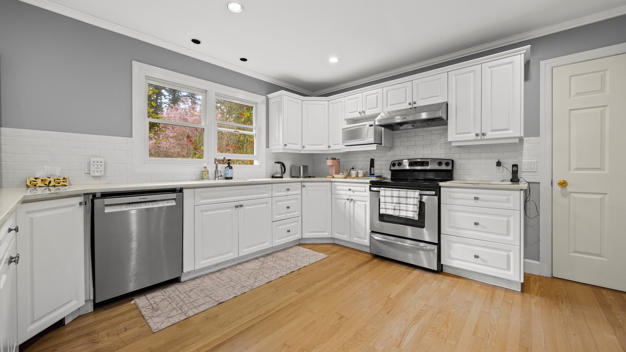 Photo of Kitchen in Crescent Beach