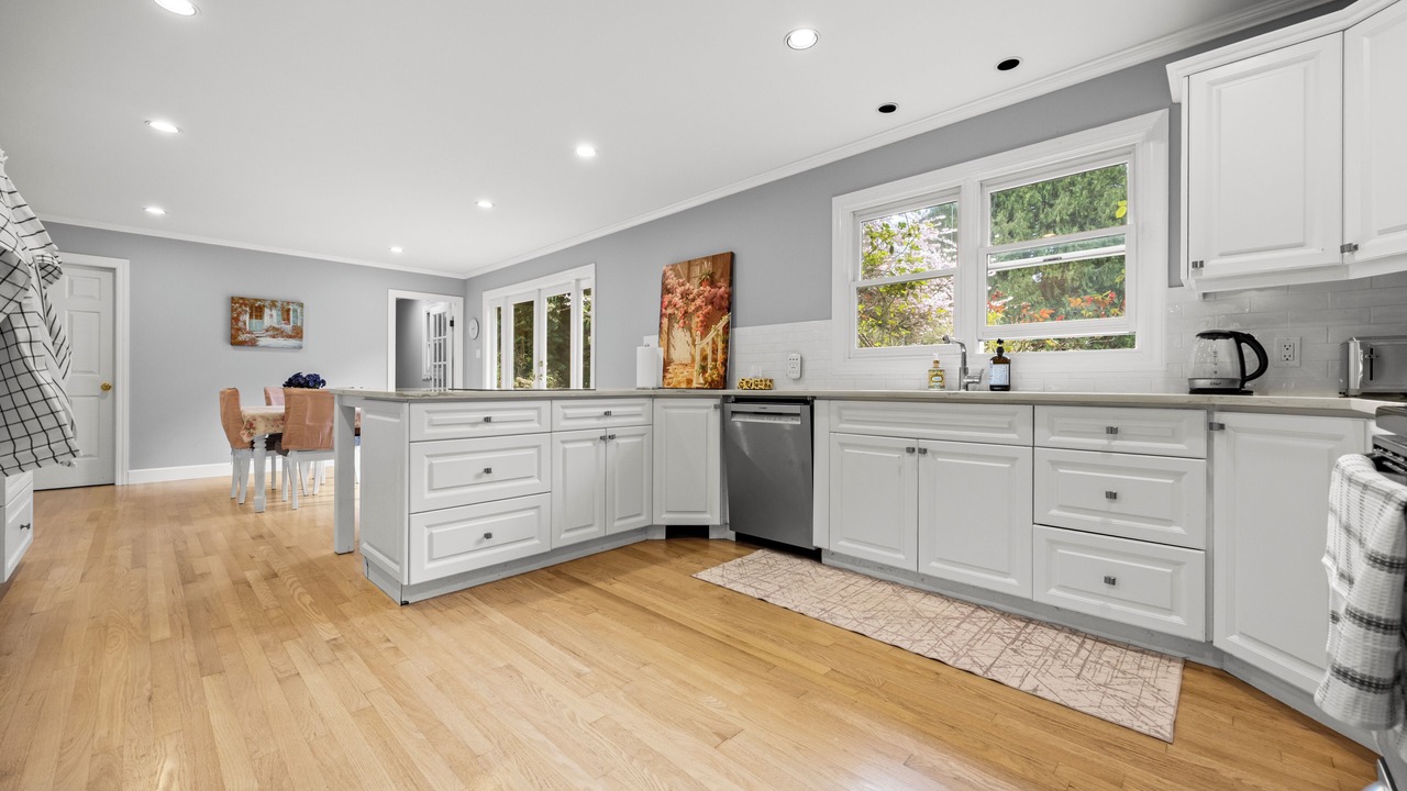 Photo of Kitchen in Crescent Beach