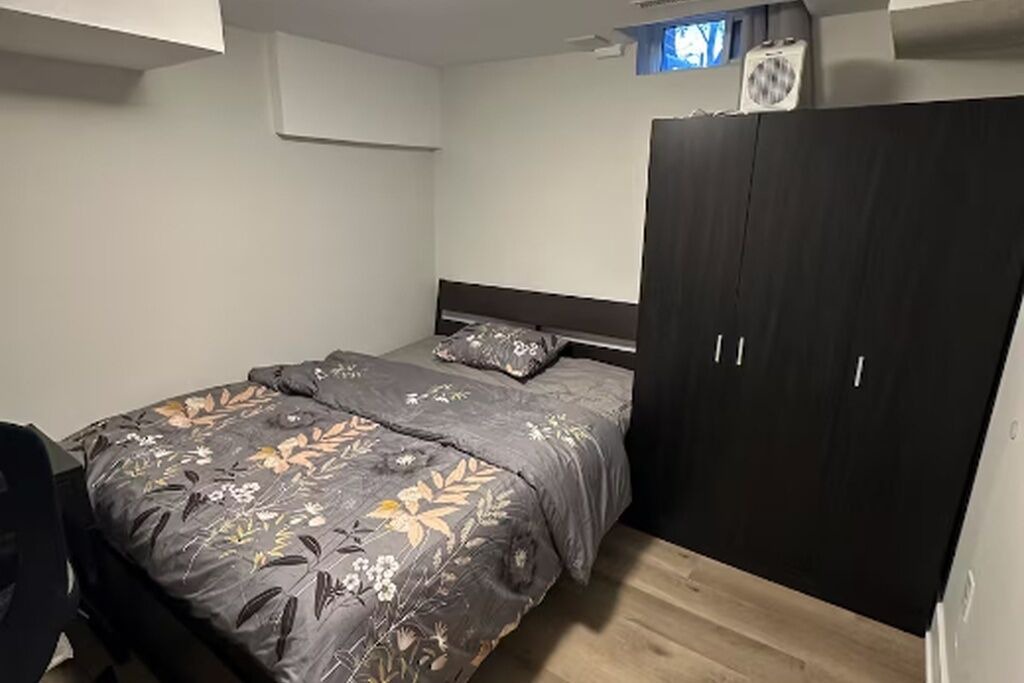 Photo of Bedroom in Thornhill