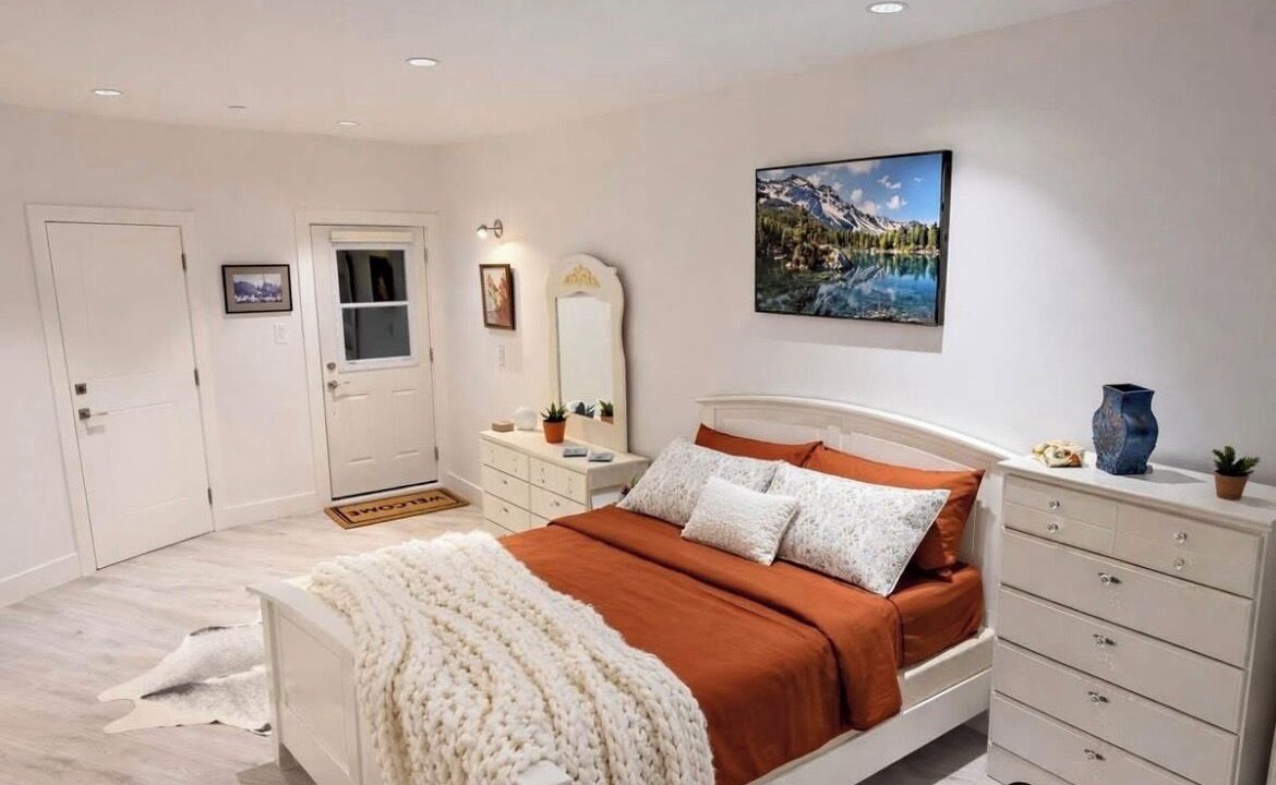 Photo of Bedroom in District of North Vancouver