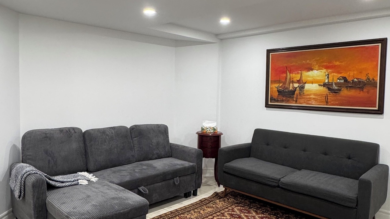 Photo of Livingroom in Pickering