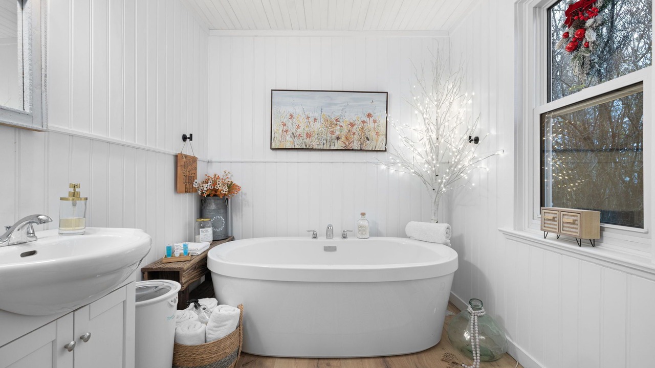 Photo of Bathroom in Denbigh