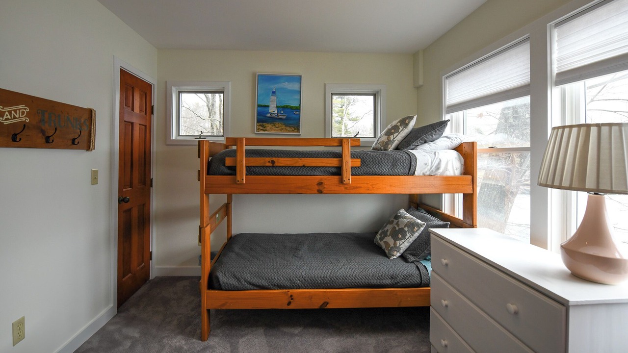 Photo of Bedroom in Raymond