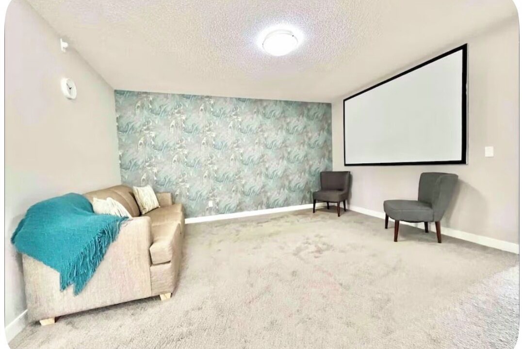 Photo of Livingroom in Calgary