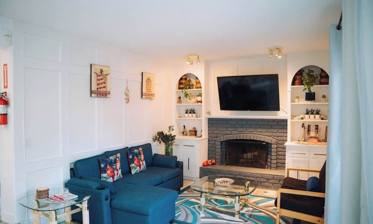 Photo of Livingroom in Calgary