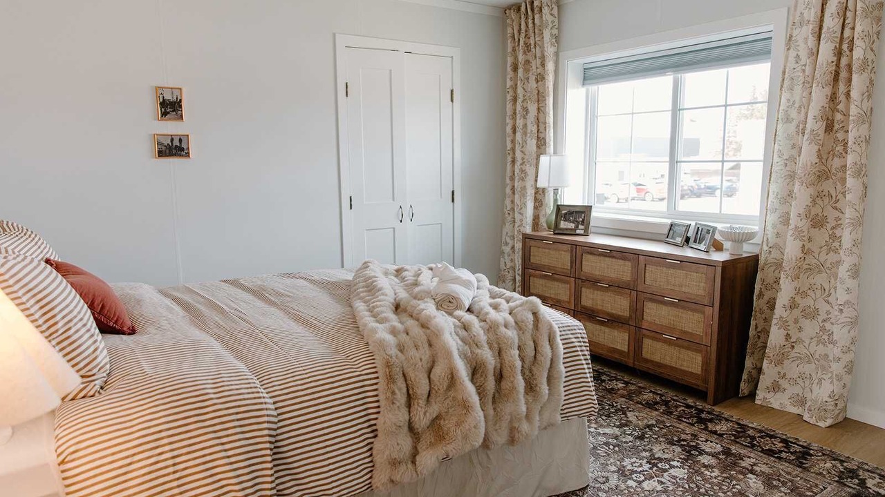 Photo of Bedroom in La Crete