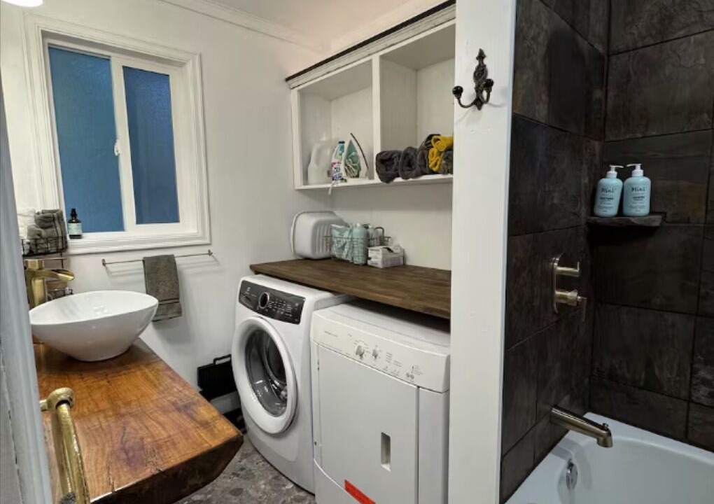 Photo of Bathroom in Cowichan Bay