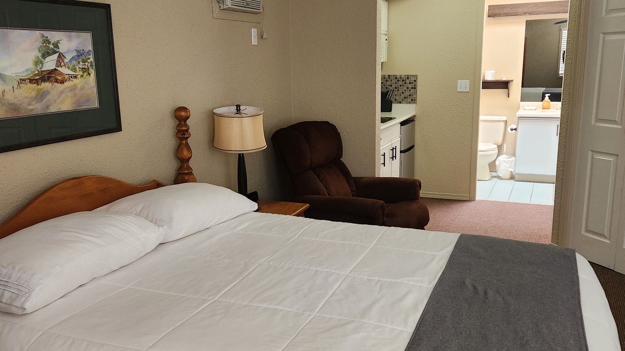 Photo of Bedroom in Central Okanagan