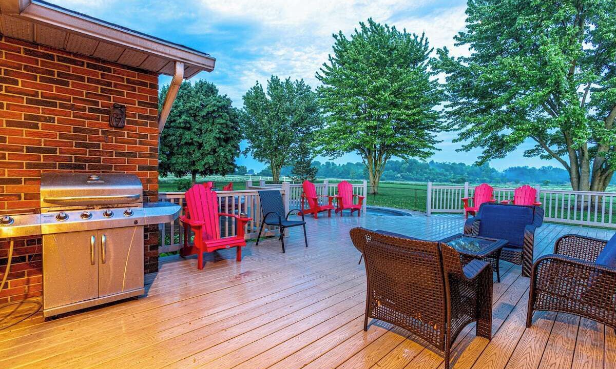 Photo of Patio Balcony in Middlesex Centre