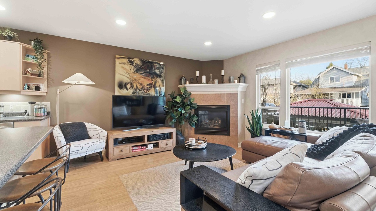 Photo of Livingroom in Kitsilano