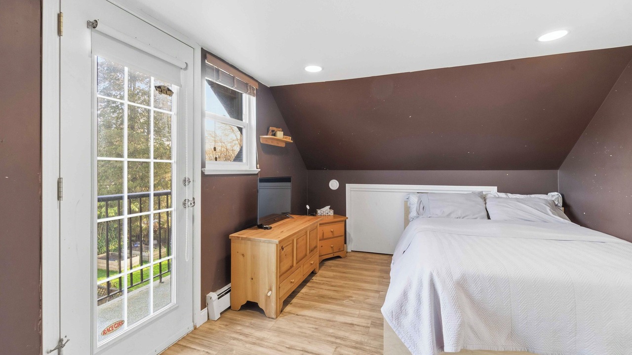 Photo of Bedroom in Kitsilano