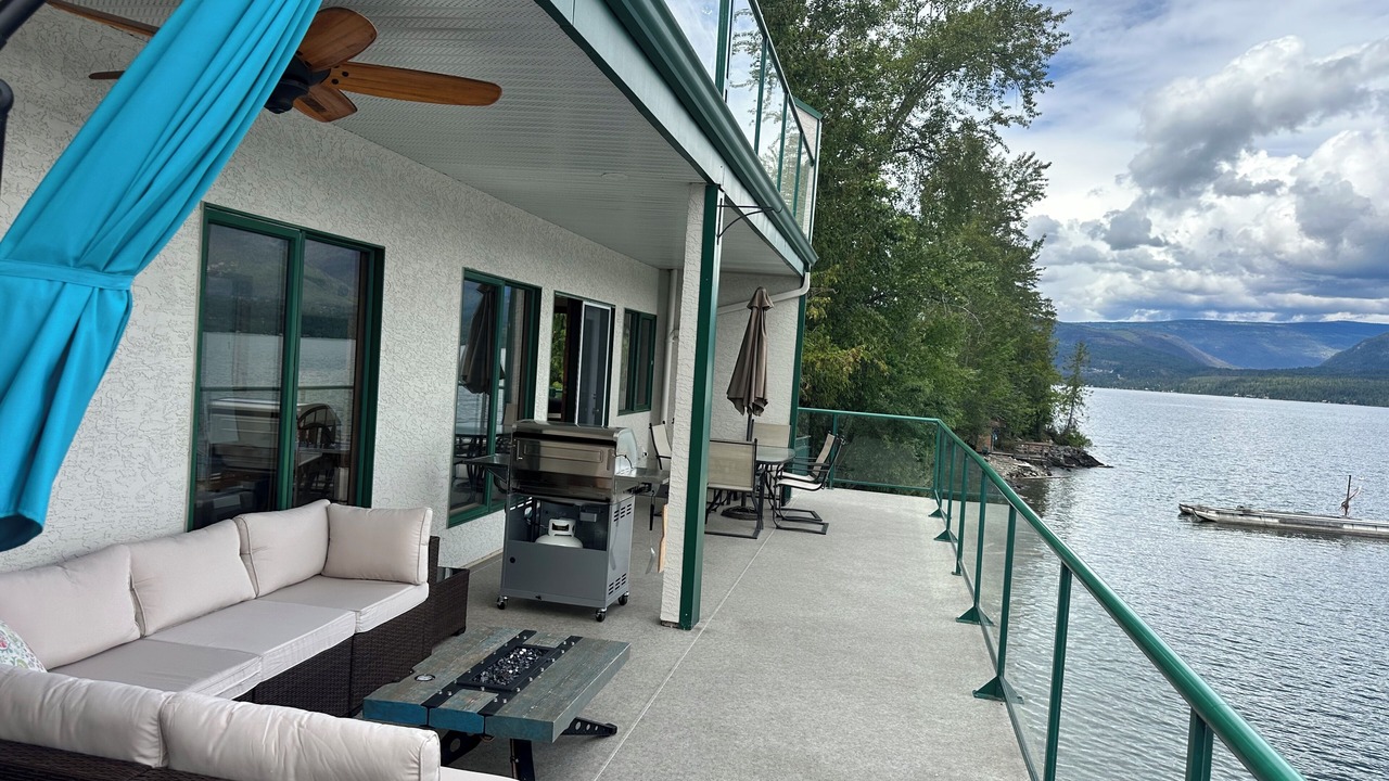 Photo of Patio Balcony in Blind Bay