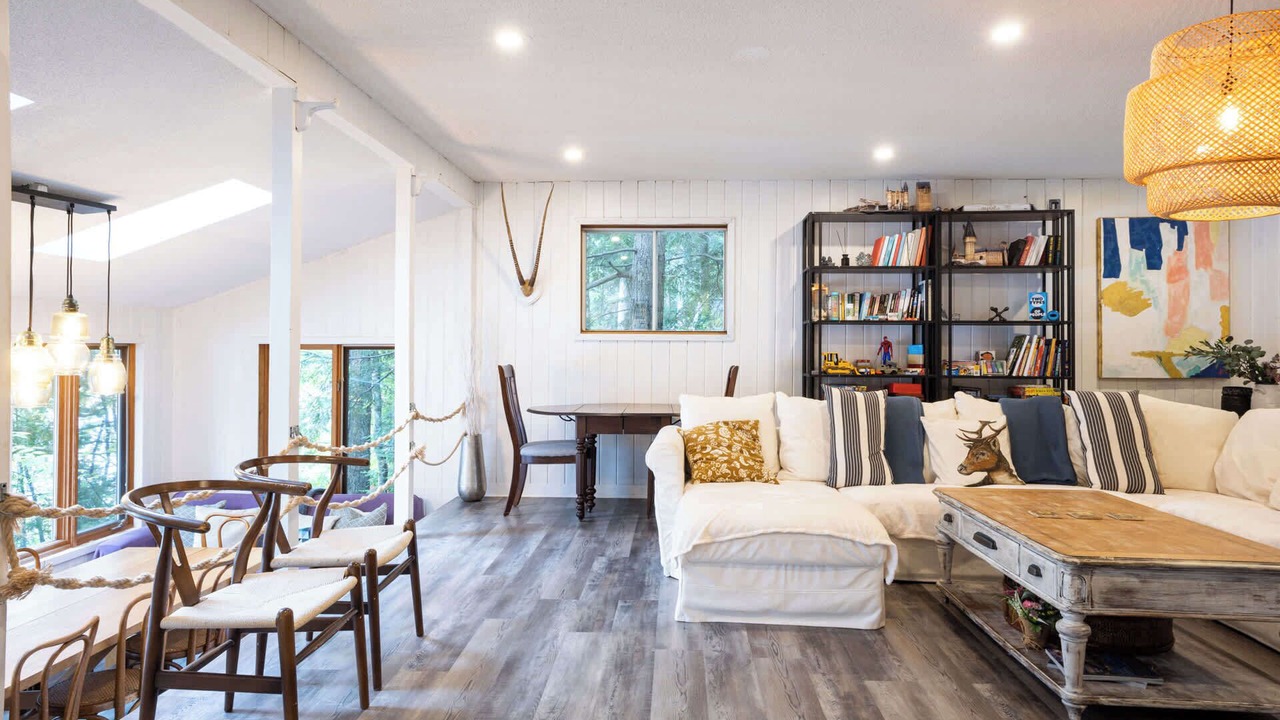 Photo of Livingroom in Baysville