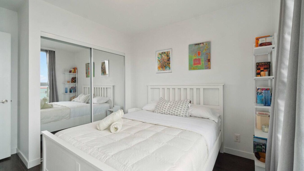 Photo of Bedroom in Downtown Eastside