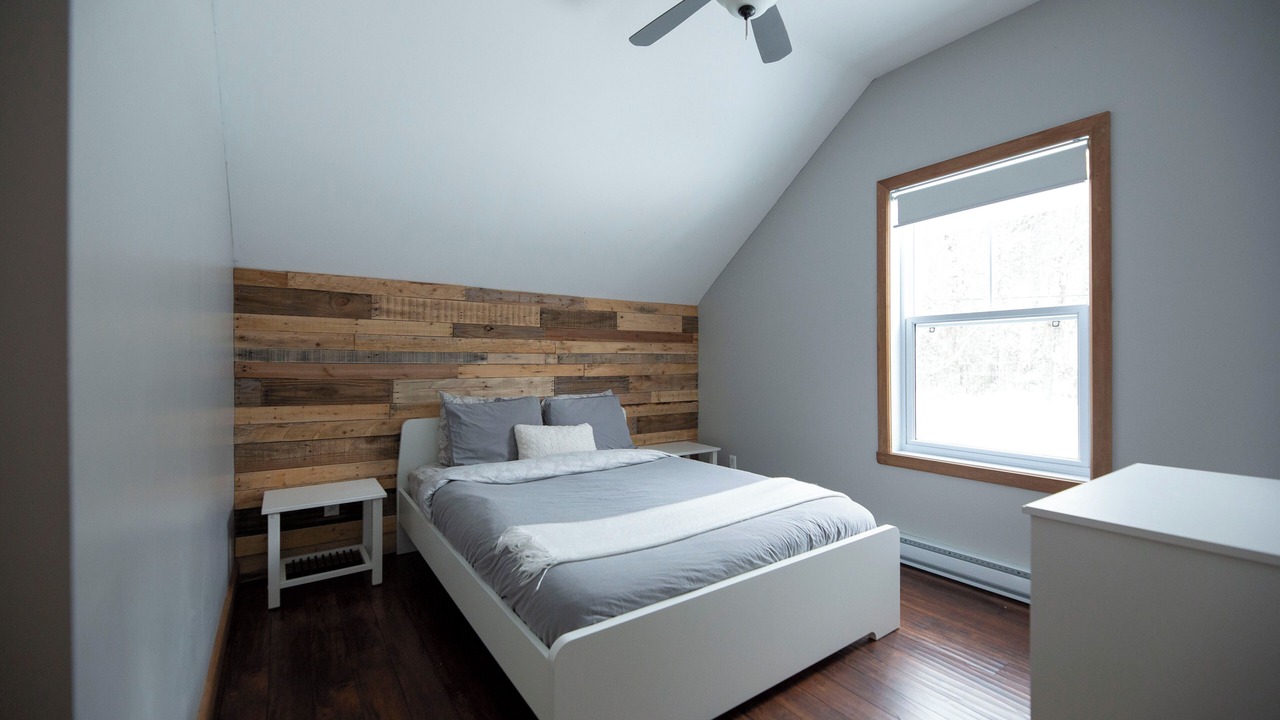 Photo of Bedroom in St-Adolphe-d'Howard