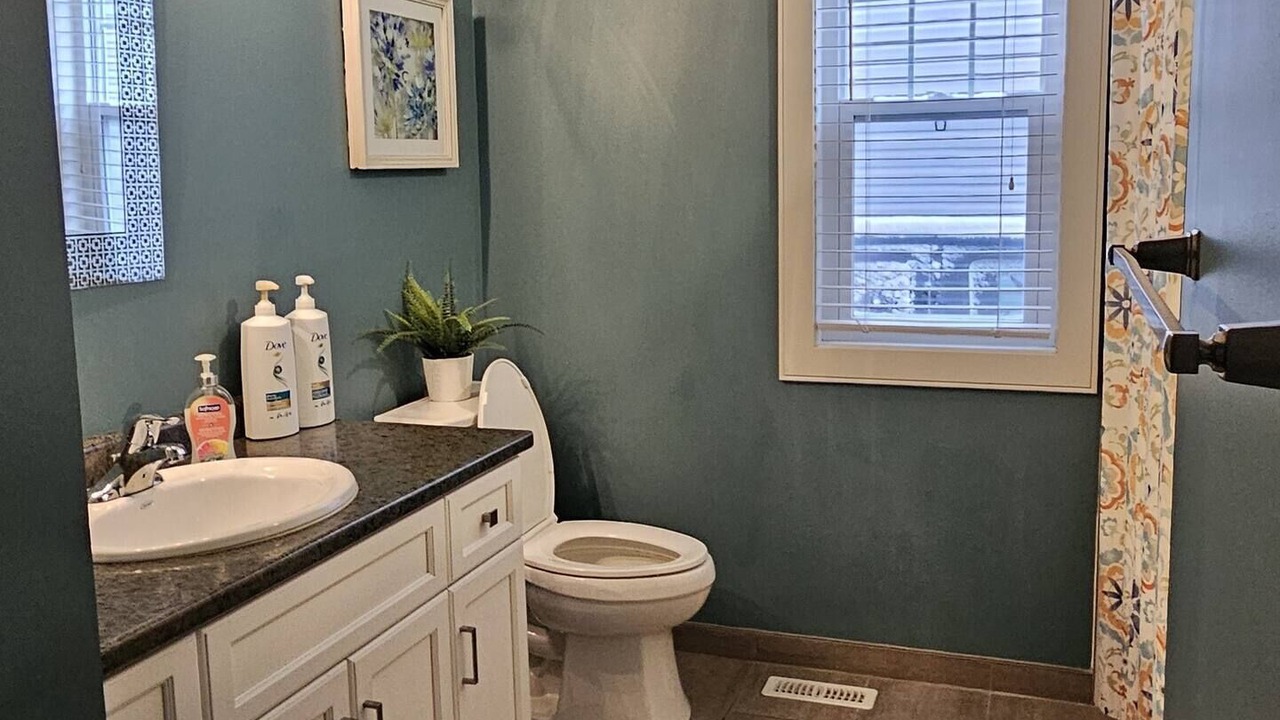 Photo of Bathroom in Grand Bend