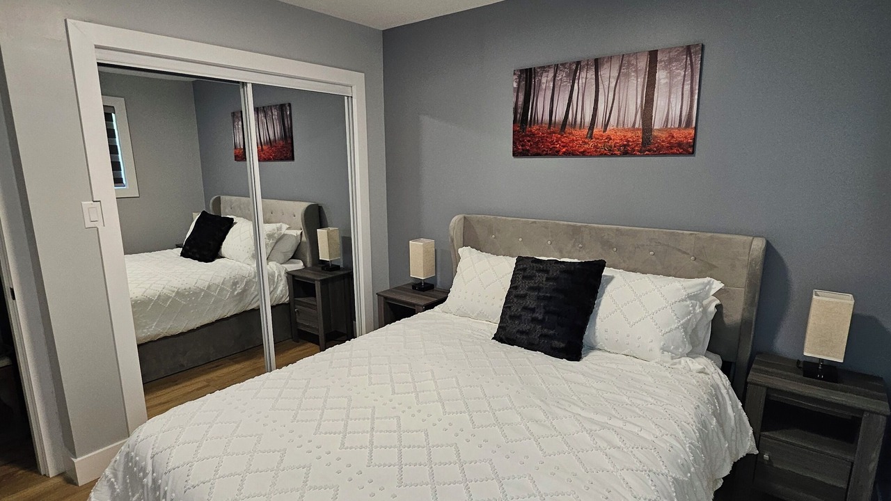 Photo of Bedroom in Halfmoon Bay