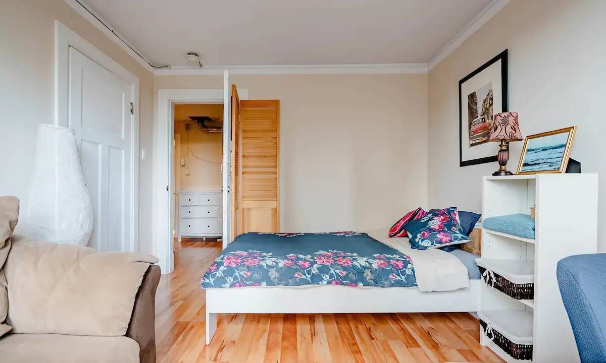 Photo of Bedroom in Downtown New Westminster