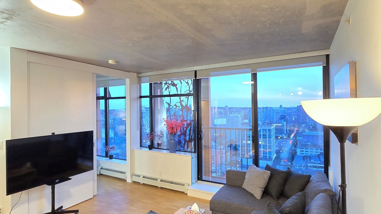 Photo of Livingroom in Crosstown