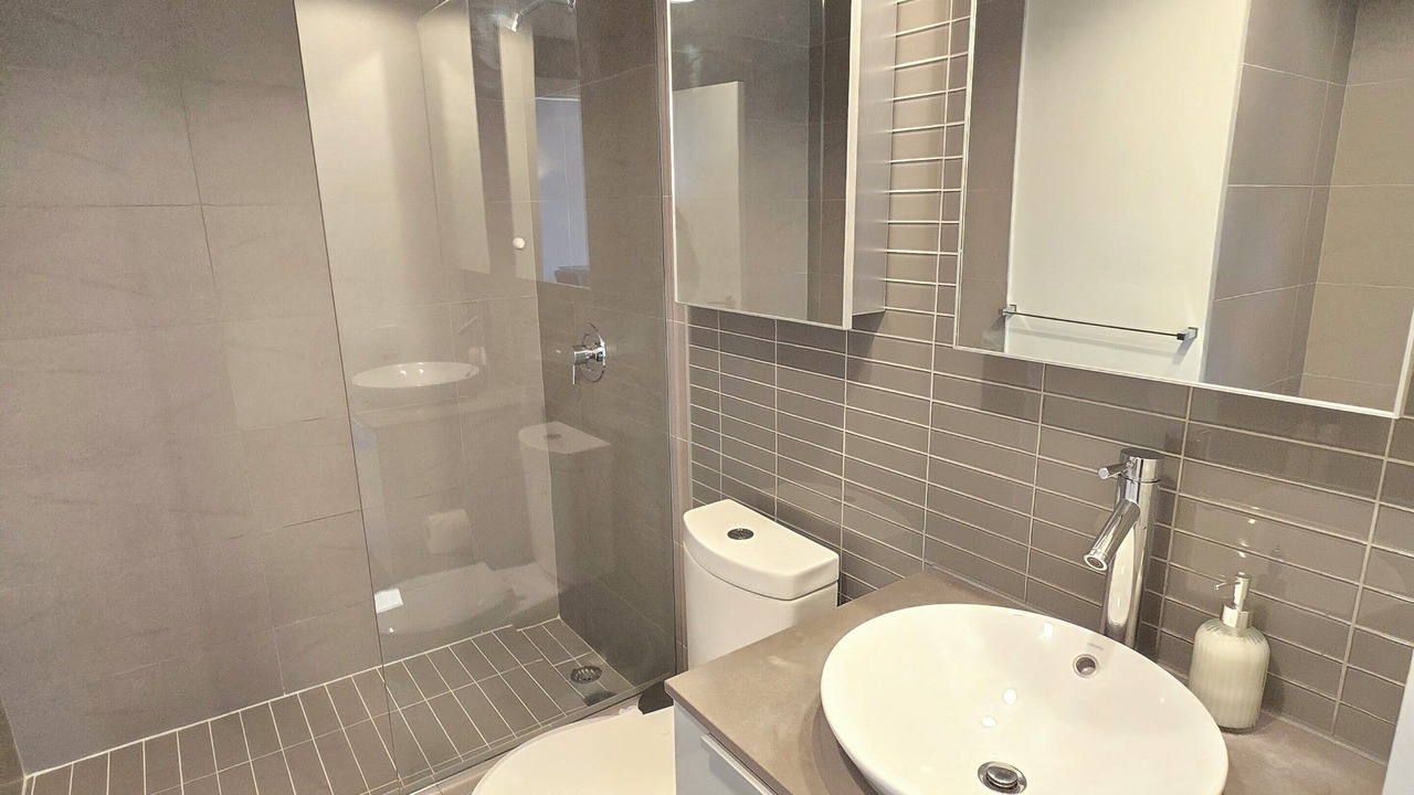 Photo of Bathroom in Crosstown