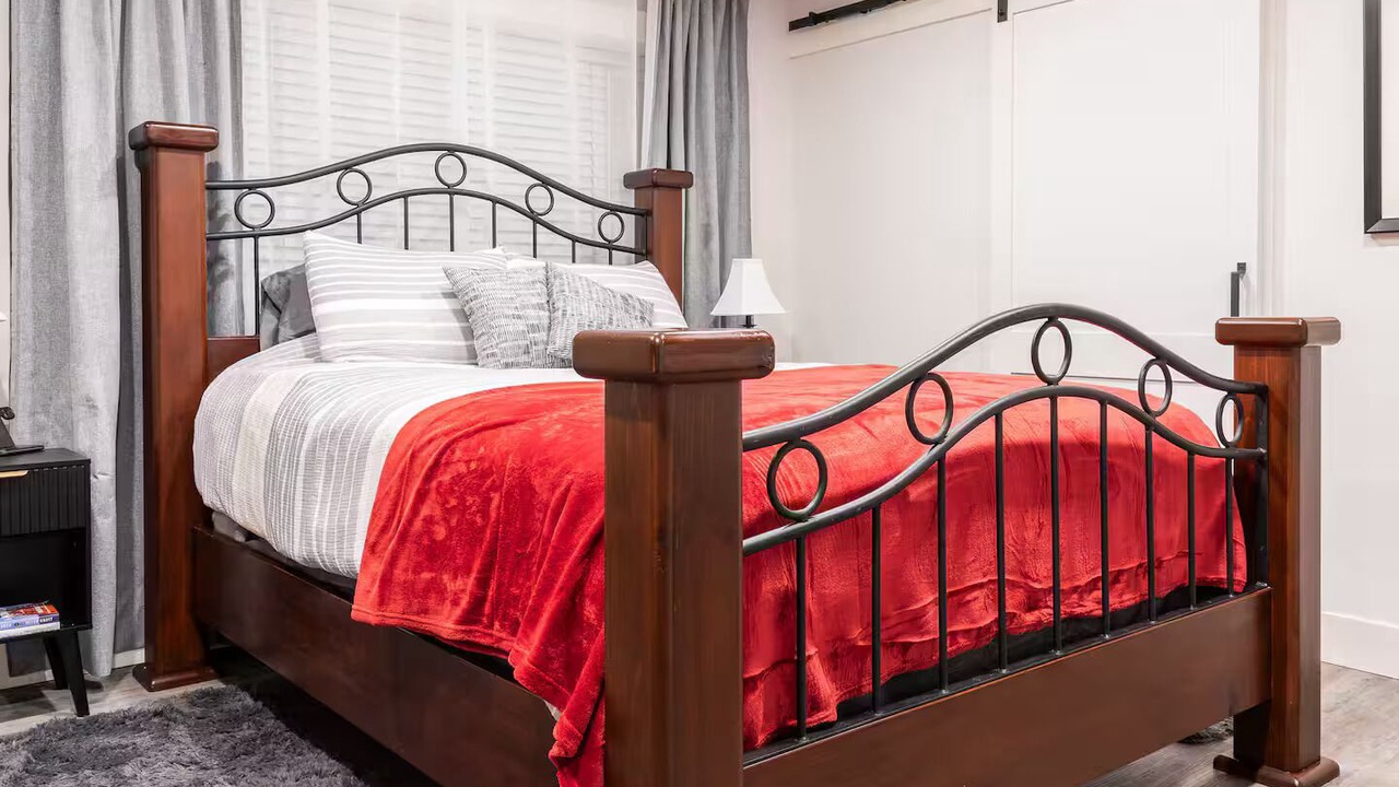 Photo of Bedroom in Langley