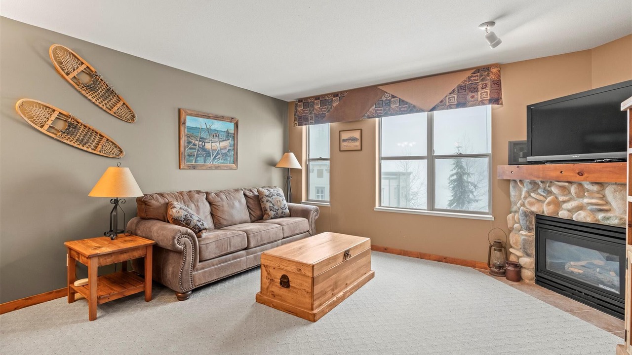 Photo of Livingroom in Silver Star Mountain