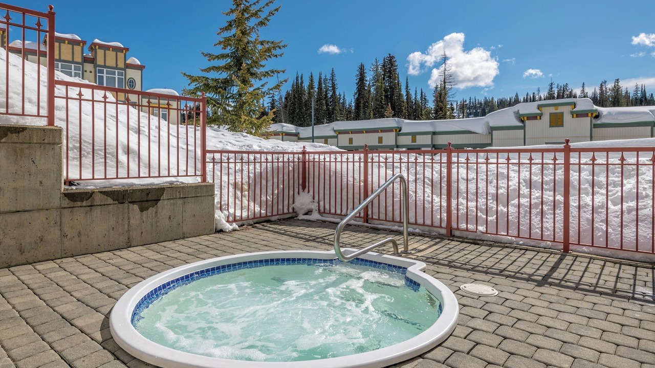 Photo of Outdoor in Silver Star Mountain