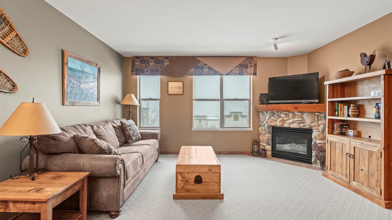 Photo of Livingroom in Silver Star Mountain
