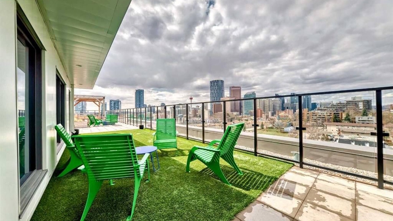 Photo of Patio Balcony in Crescent Heights