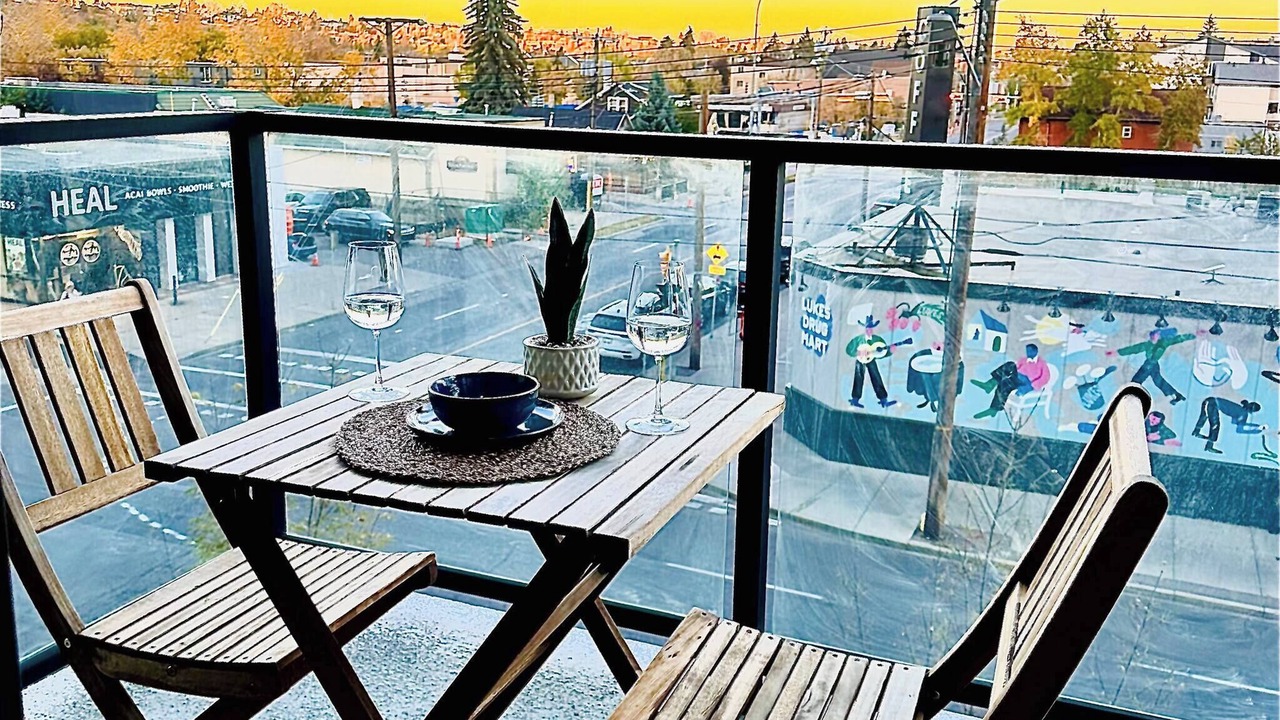Photo of Outdoor in Crescent Heights