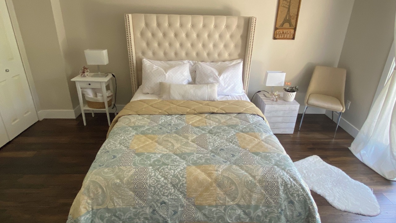 Photo of Bedroom in Delta