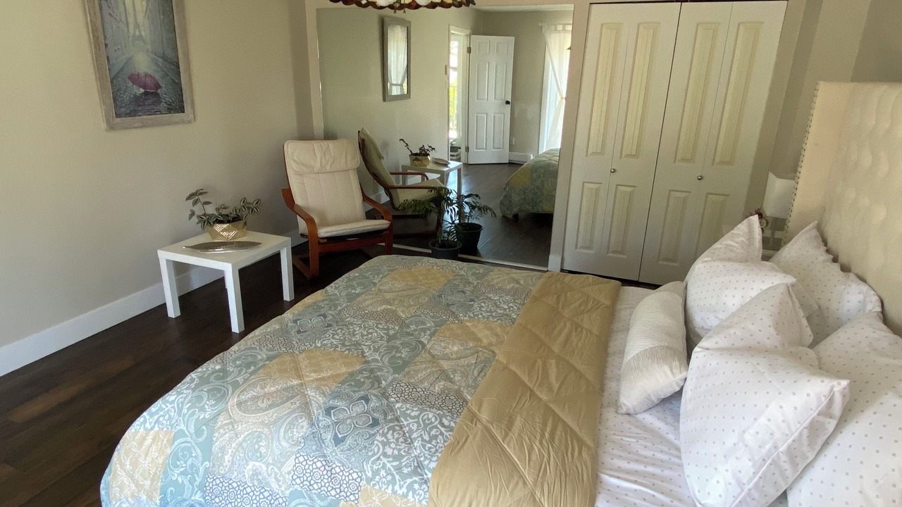 Photo of Bedroom in Delta