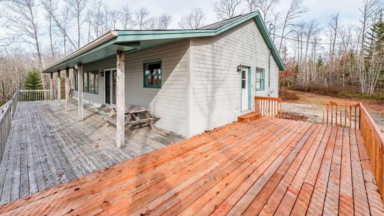 Photo of Patio Balcony in Yarmouth County