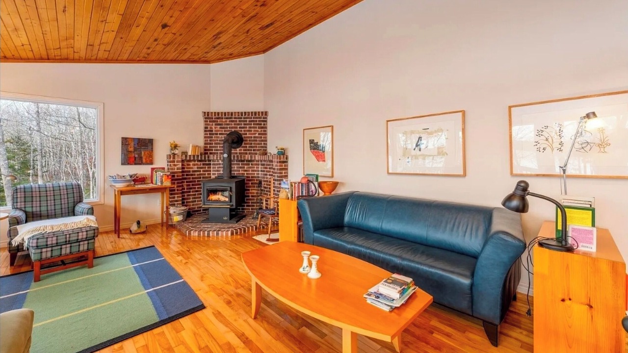 Photo of Livingroom in Yarmouth County