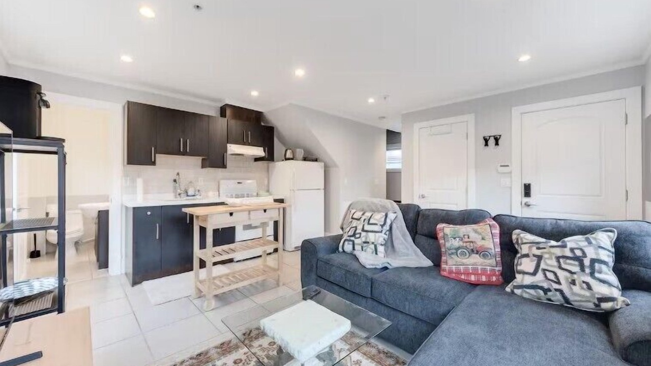 Photo of Livingroom in Oakridge