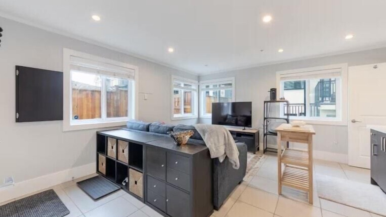 Photo of Livingroom in Oakridge