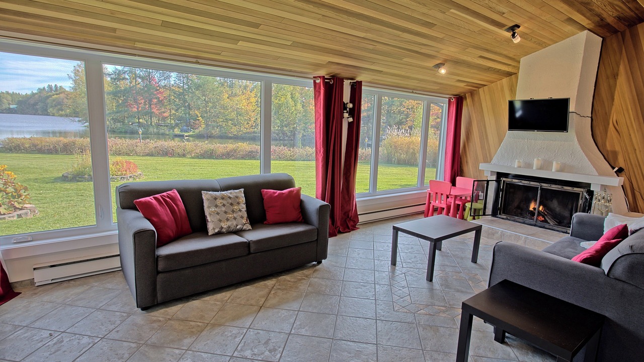 Photo of Livingroom in Saint-Gabriel-de-Valcartier
