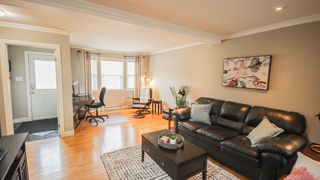 Photo of Livingroom in Terra Nova