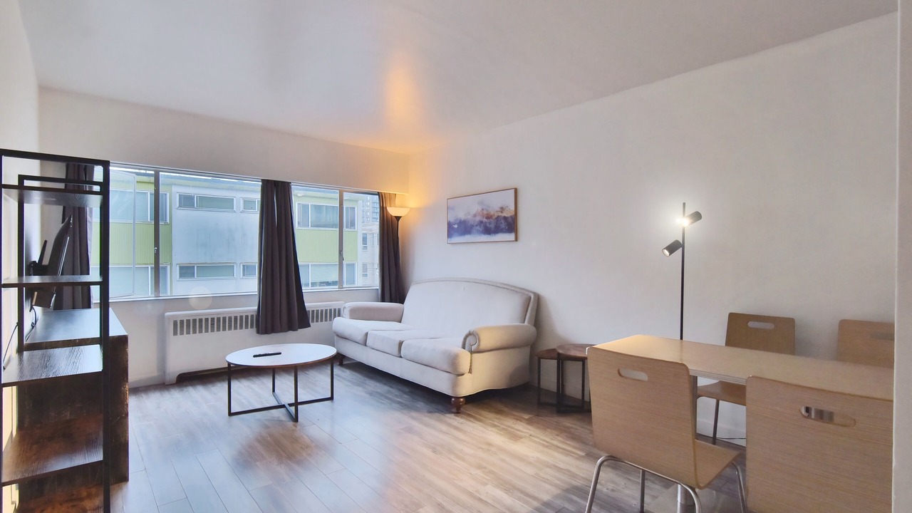 Photo of Livingroom in West End