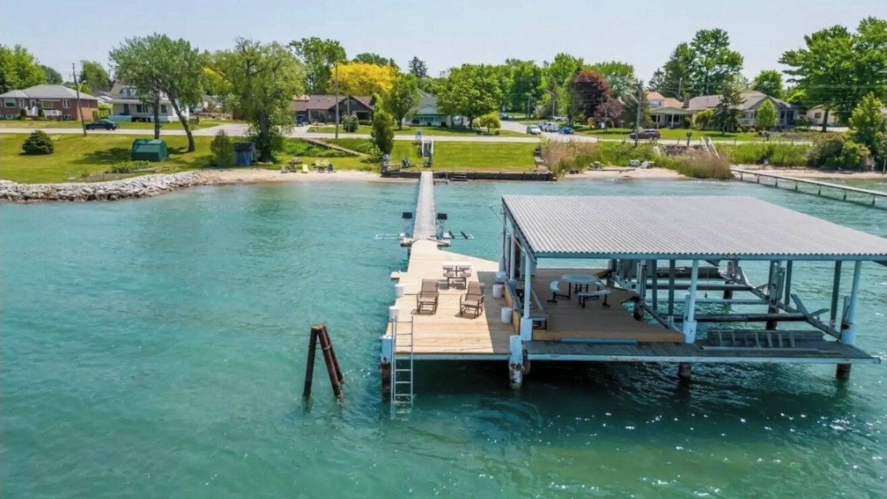 Photo of Others in St. Clair
