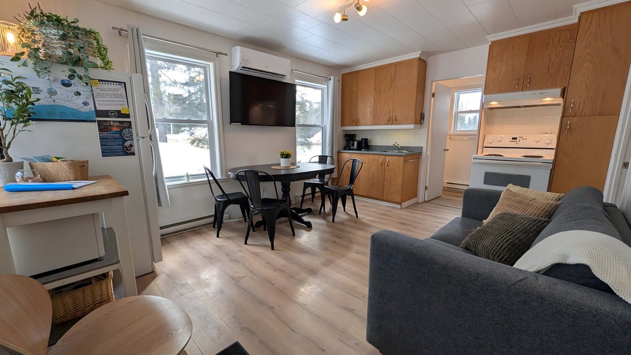 Photo of Livingroom in Saint-Tite-des-Caps