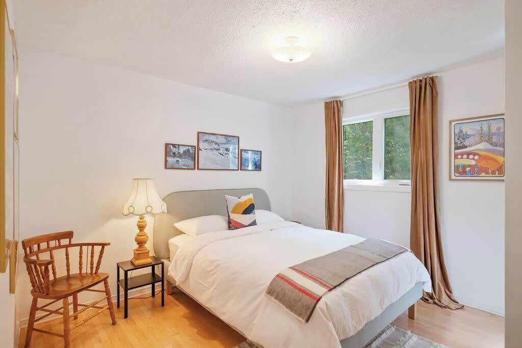 Photo of Bedroom in Calabogie