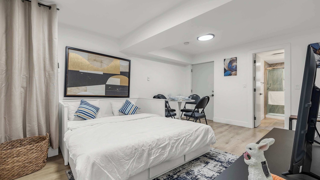 Photo of Bedroom in Langley