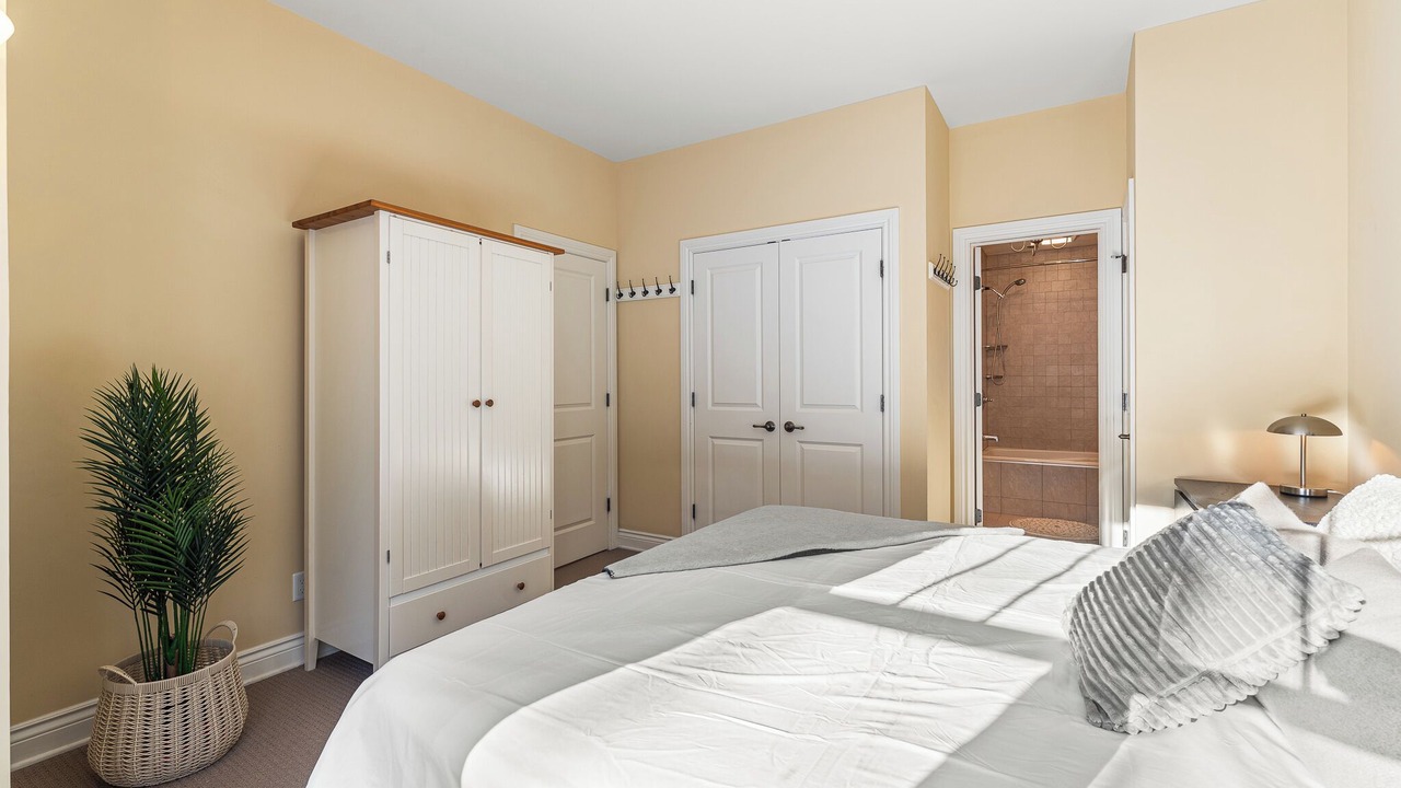 Photo of Bedroom in Bromont