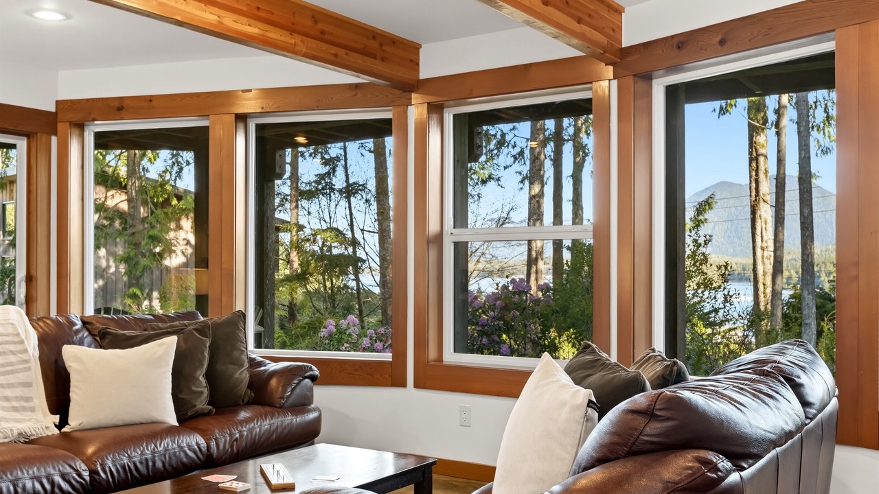 Photo of Livingroom in Tofino