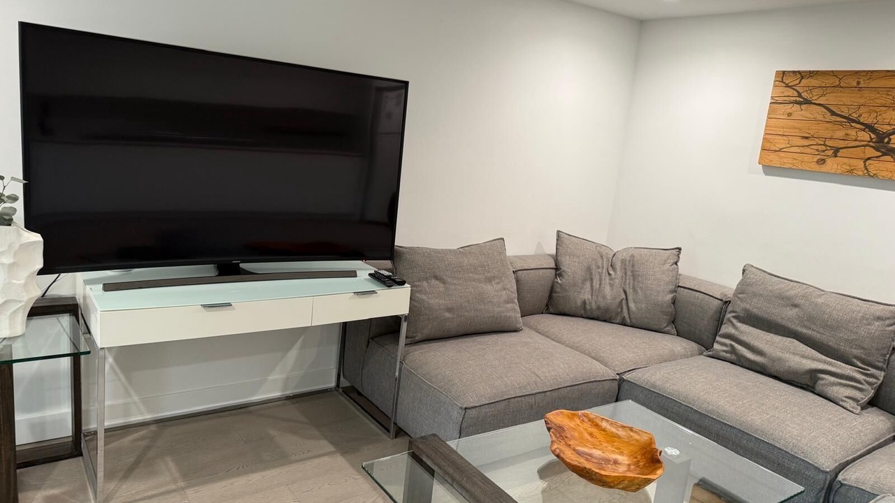 Photo of Livingroom in West Vancouver
